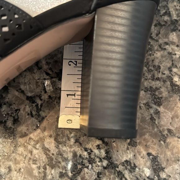 XOXO black Beamer peep toe bootie NIB 8.5 - Picture 5 of 10